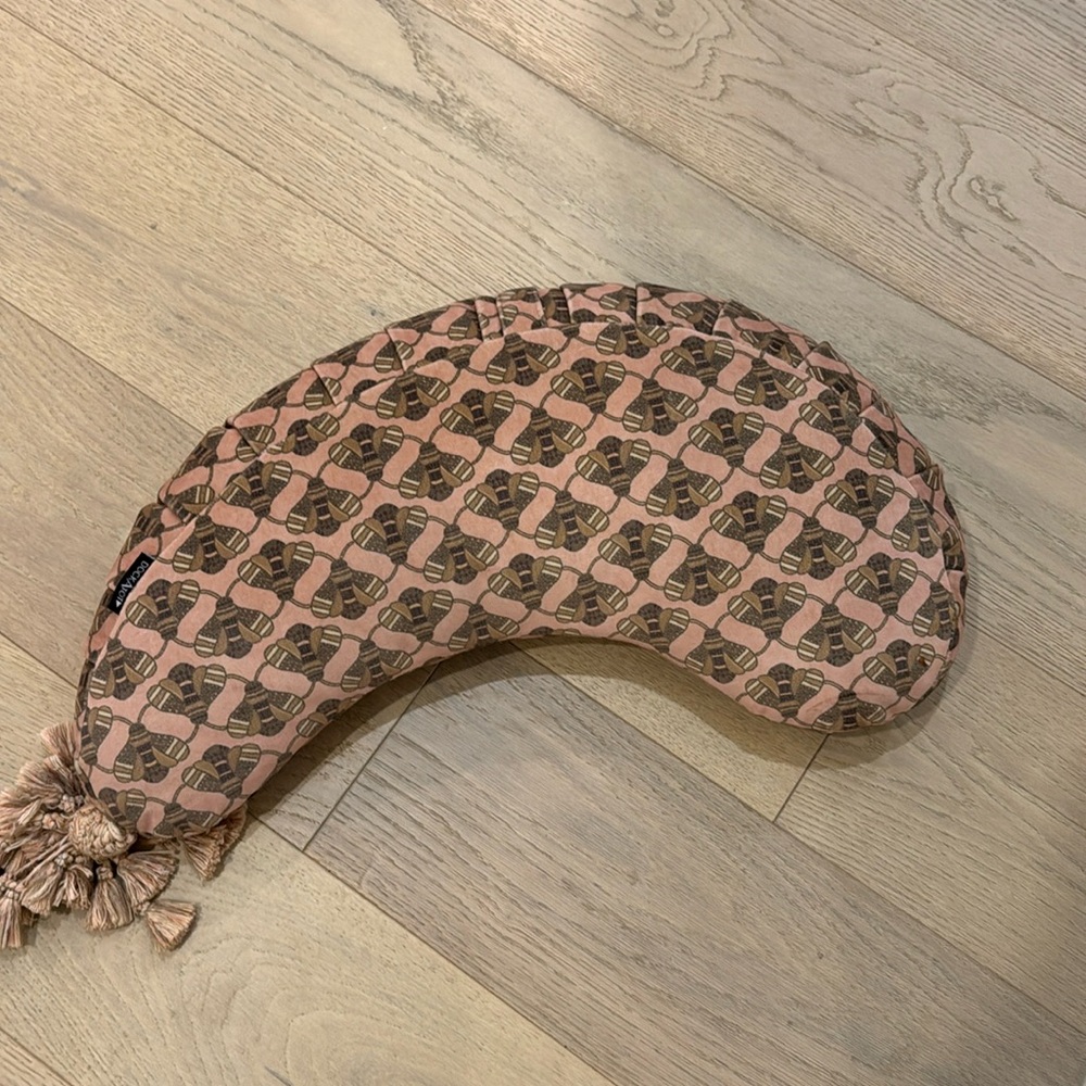 Dockatot Wedge Nursing Pillow